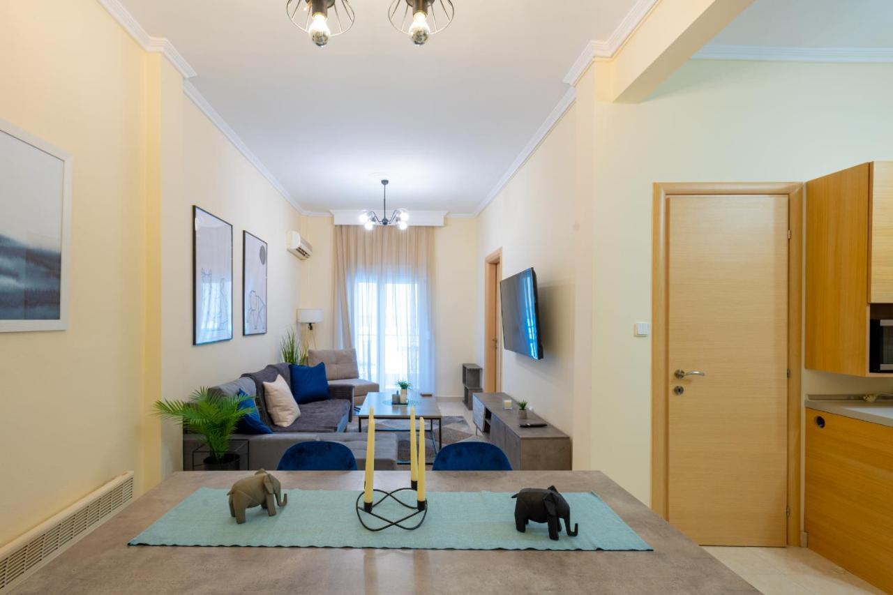 Niovi, Stylish Apartment Near The Waterfront Tesalonika Bagian luar foto