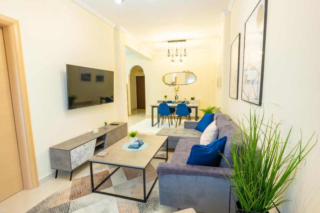 Niovi, Stylish Apartment Near The Waterfront Tesalonika Bagian luar foto