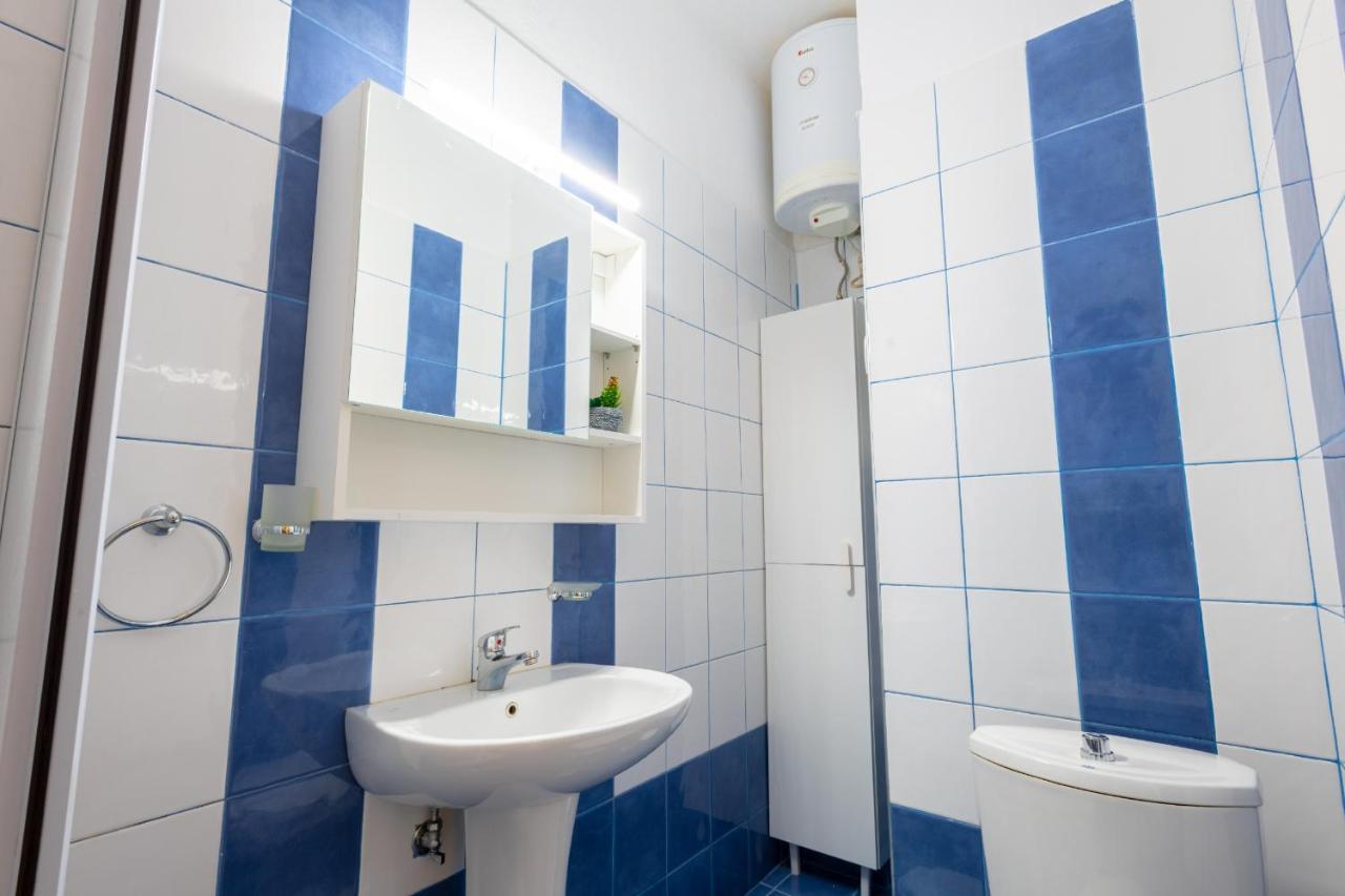 Niovi, Stylish Apartment Near The Waterfront Tesalonika Bagian luar foto
