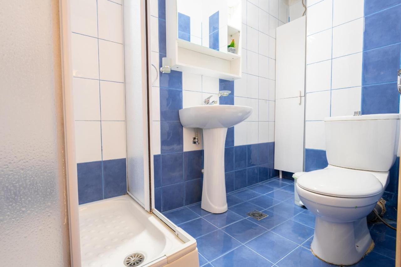 Niovi, Stylish Apartment Near The Waterfront Tesalonika Bagian luar foto