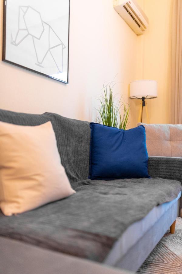 Niovi, Stylish Apartment Near The Waterfront Tesalonika Bagian luar foto