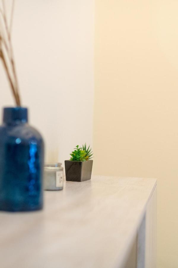 Niovi, Stylish Apartment Near The Waterfront Tesalonika Bagian luar foto