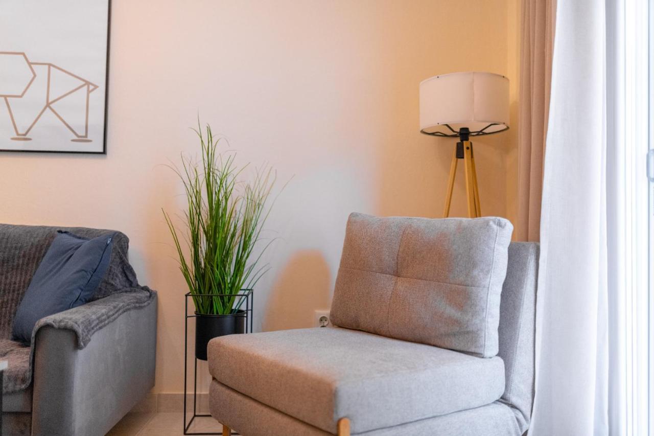 Niovi, Stylish Apartment Near The Waterfront Tesalonika Bagian luar foto