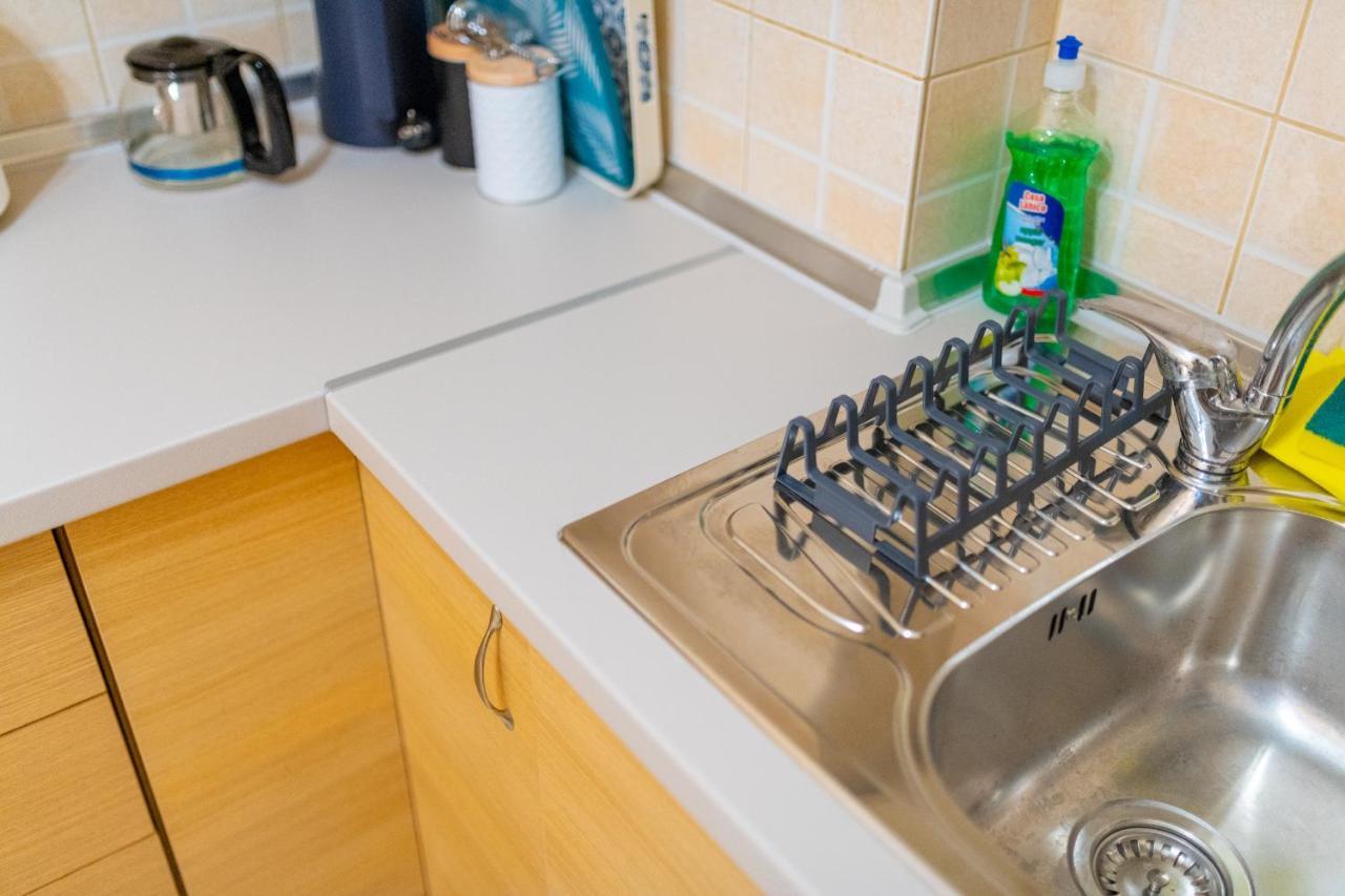 Niovi, Stylish Apartment Near The Waterfront Tesalonika Bagian luar foto