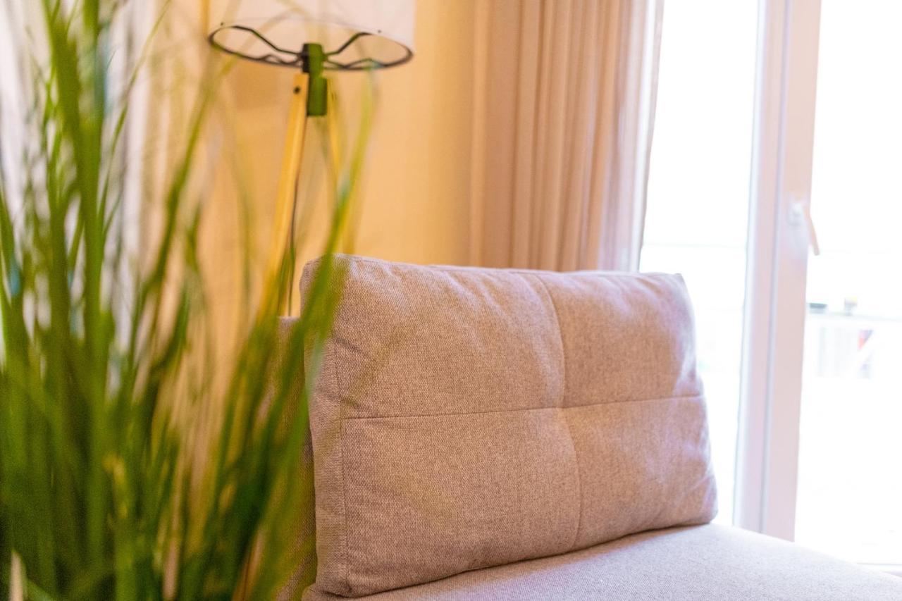 Niovi, Stylish Apartment Near The Waterfront Tesalonika Bagian luar foto