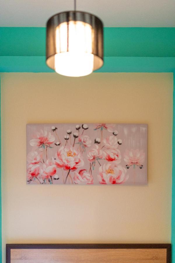 Niovi, Stylish Apartment Near The Waterfront Tesalonika Bagian luar foto